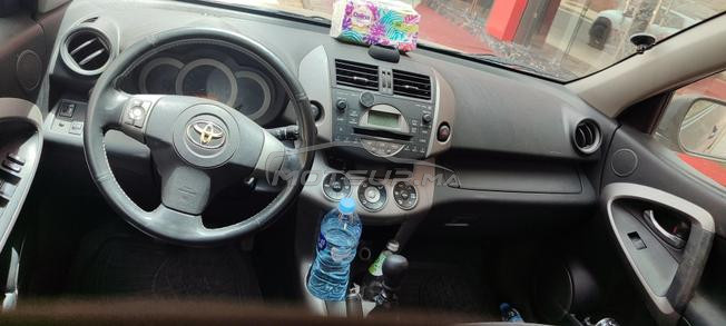 rav 4 للبيع . عامرة 