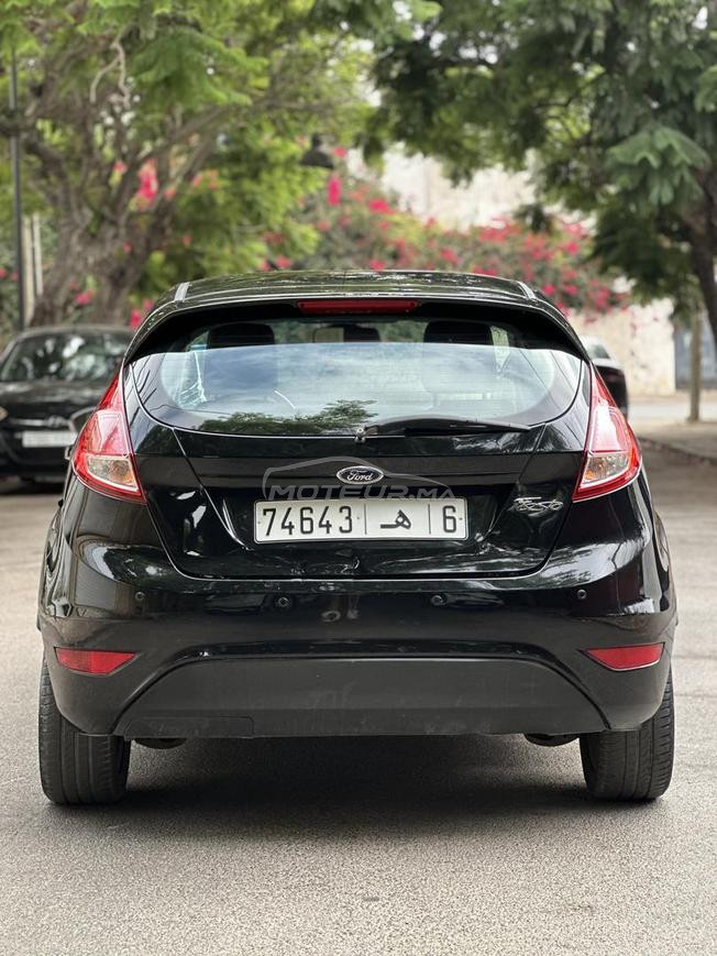 Ford fiesta essence tres bon etat