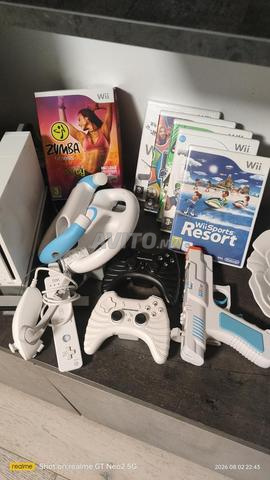 Wii Nintendo avec jeux et accessoires - 2