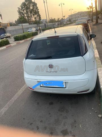 فيات بونتو موديل 2014 ديزل بحالة جيدة - 2
