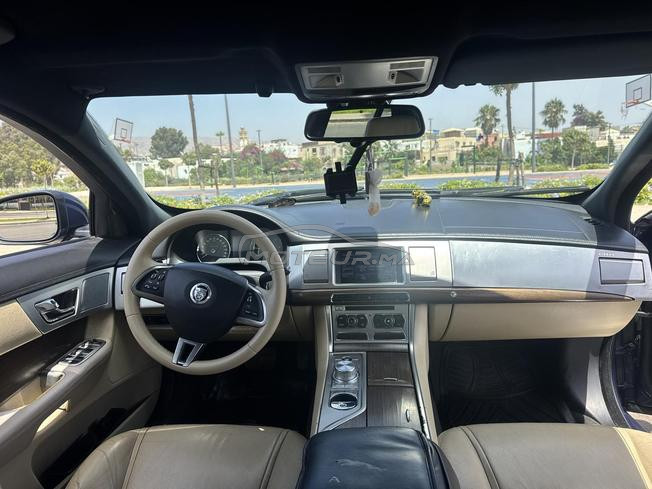 Jaguar XF Diesel Automatique 2013 à Agadir