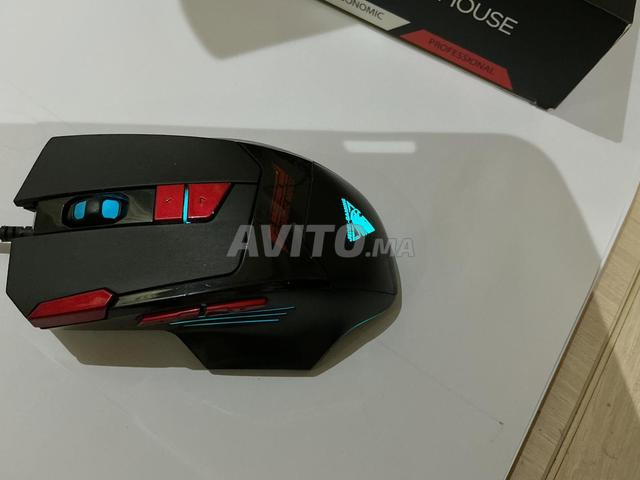 Souris gamer 3200 DPI / État Neuf (smooth fle3b) - 2