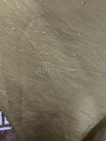 فيلا لا تزال جديدة من الساتان - 2