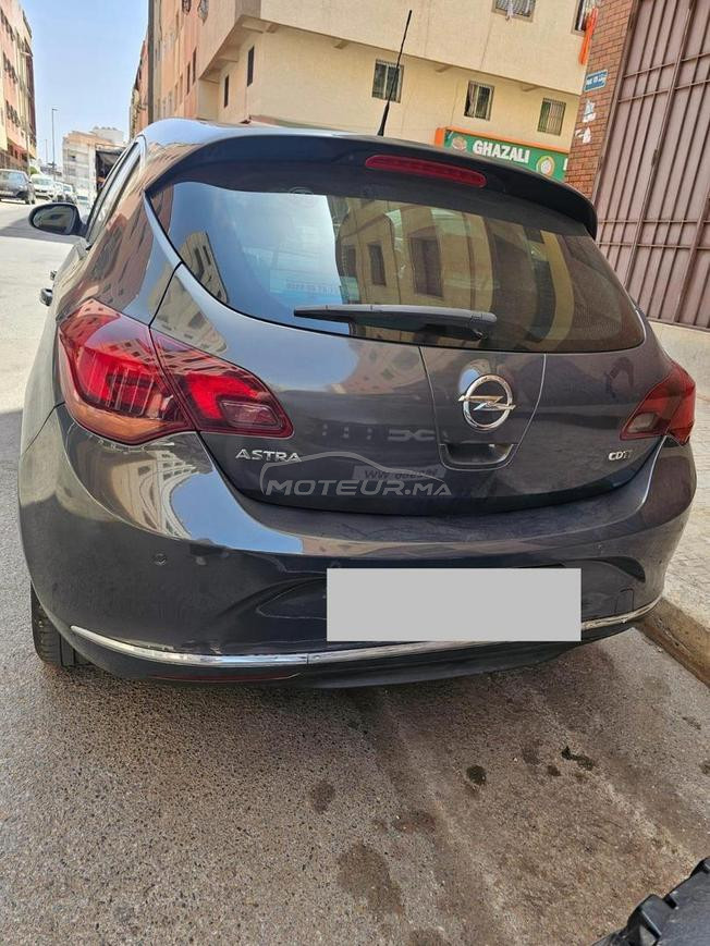 Opel Astra Diesel Manuelle 2013 à Casablanca