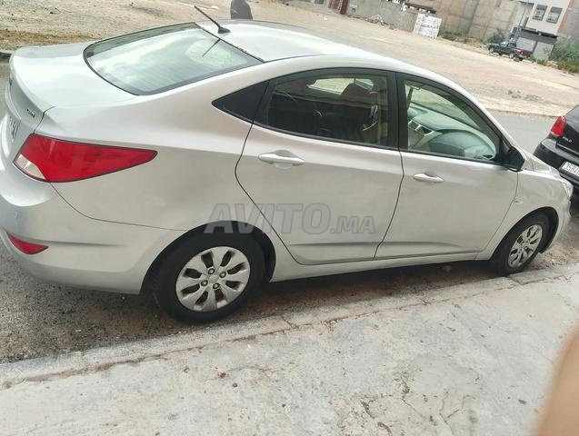 Hyundai Accent Diesel Manuelle 2017 à Safi - 2