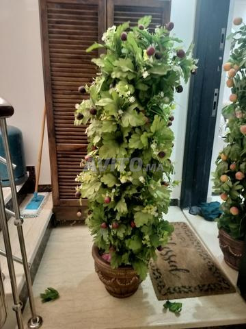 Armoire à chaussures avec deux vases - 2