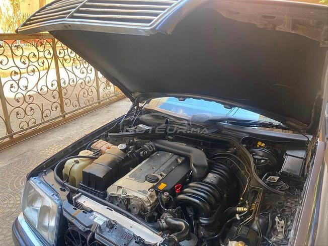 Mercedes-Benz E 280
