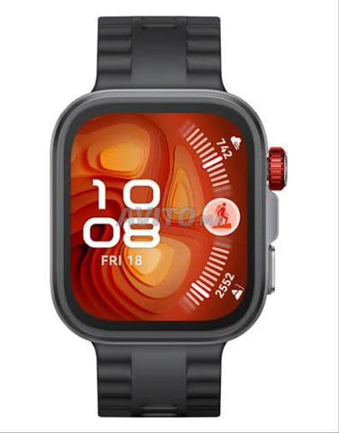 Montre connectée Huawei Fit 4 Pro Noire avec chargeur - 2