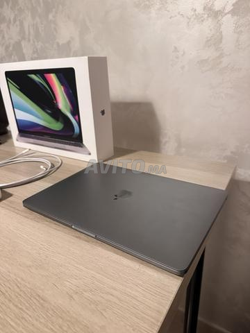 MacBook Pro M2 2022 - 2