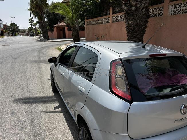 Fiat Punto Diesel Manuelle 2014 à El Jadida