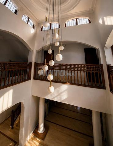 Villa à louer Zénith Sidi Maarouf – 529 m²