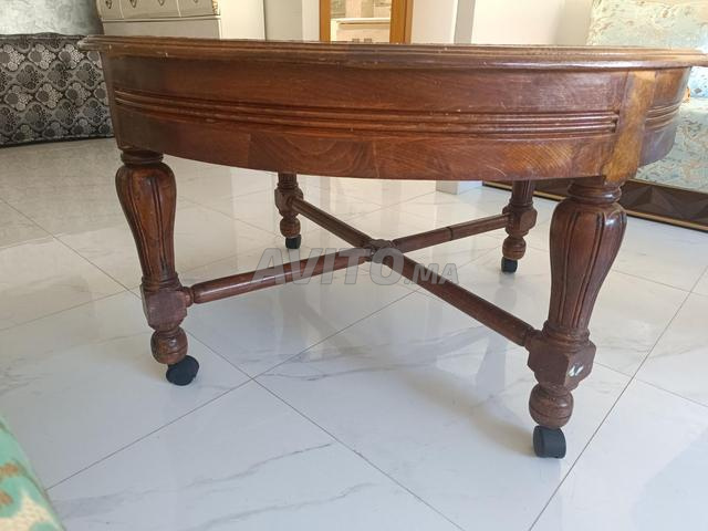 طاولة مستديرة - 2