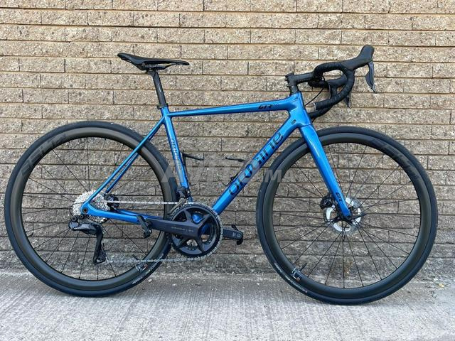 Vélo marque Origine Axxome presque neuf