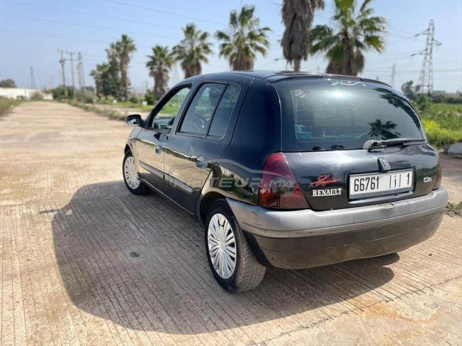 Renault Clio Diesel Manuelle 2000 à Casablanca