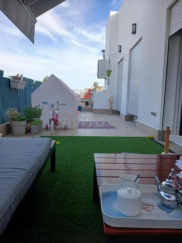 Appartement moderne et ensoleillé meublé à louer - 2