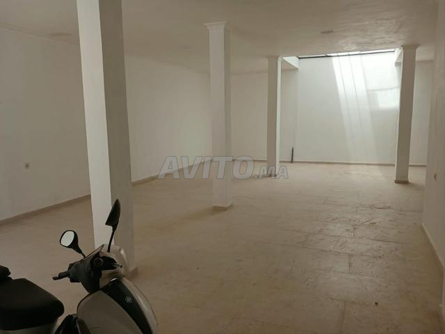 Entrepôt de stockage de marchandises à louer 120m² - 2