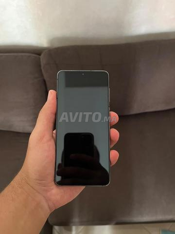 Samsung Galaxy S21 5G 128 Go - 2