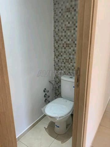 Appartement à louer 80 m² à Temara - 2