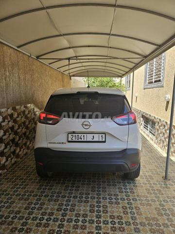 Opel Crossland X - 2
