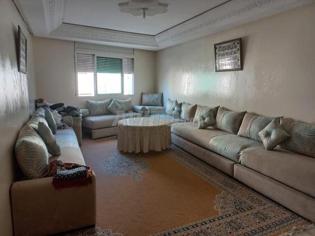 Appartement vide à côté de café la ruche - 2
