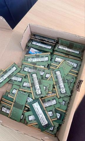 Mémoires RAM DDR4 4 Go / 8 Go / 16 Go / 32Go