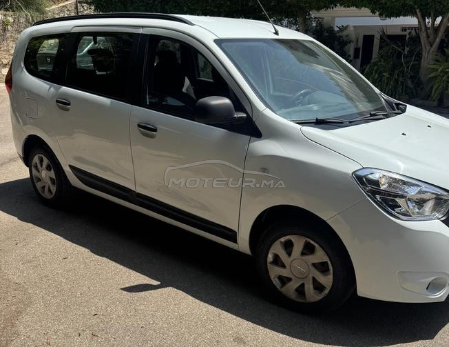 Dacia Lodgy Diesel Manuelle 2018 à Tanger