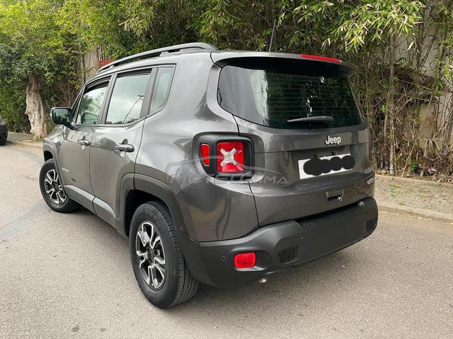 Jeep renegade automatique en excellente état 