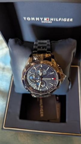 Montre Tommy Hilfiger originale homme neuve - 2