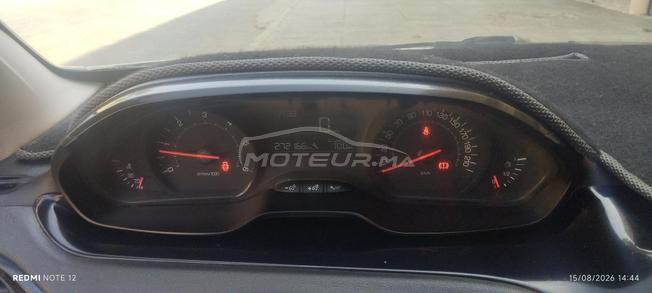 À vendre Peugeot 208 de 2012 en très bon état. -
