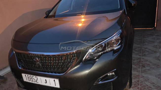 je mets en vente ma voiture  en excellent état 