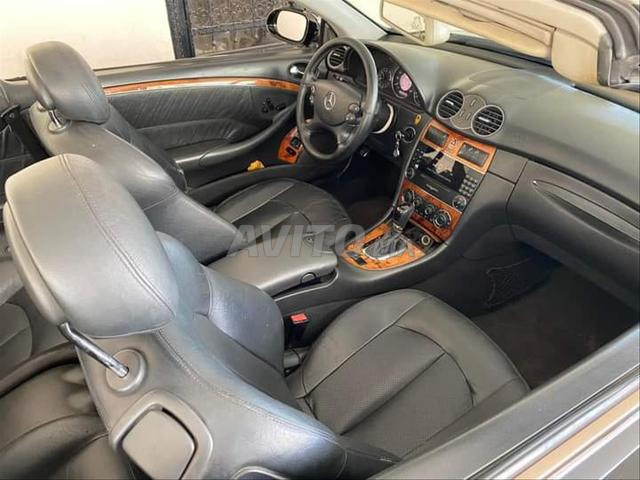 Classe CLK 200 essence automatique cabriolet - 2