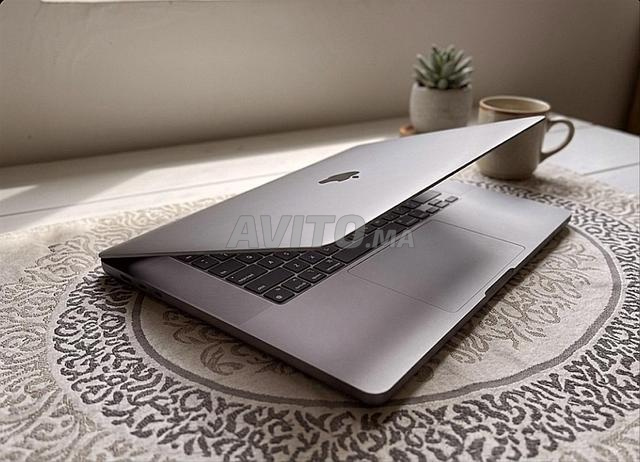ماك بوك برو i9 2019 1 تيرابايت - 2