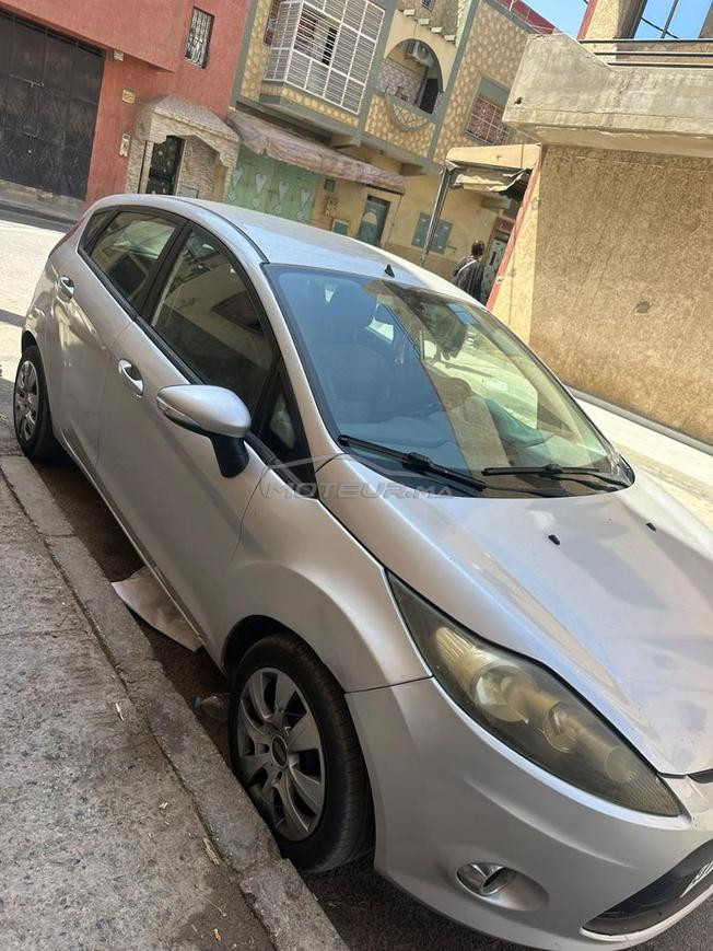 Ford Fiesta Essence Manuelle 2011 à Ain Aouda