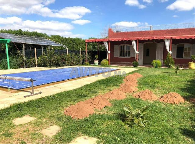 Villa avec Piscine Privée & Grand Jardin - 2