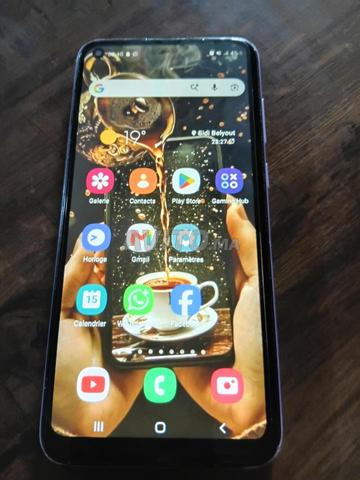 Samsung *m11* - 2