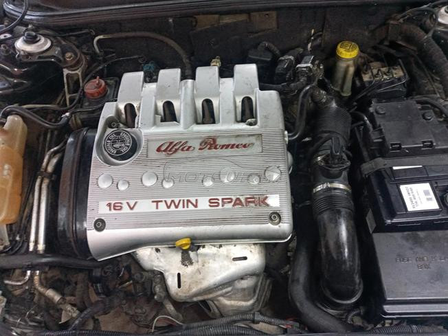 Alfa Romeo 147 Essence Manuelle 2004 à Casablanca