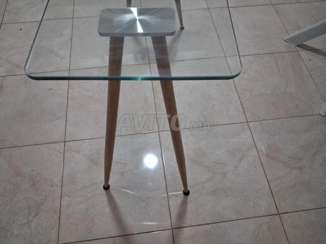 Table en verre neuve - 2