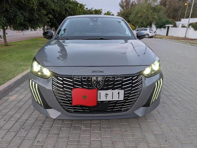 Peugeot 208 Hybride Automatique 2025 à Rabat