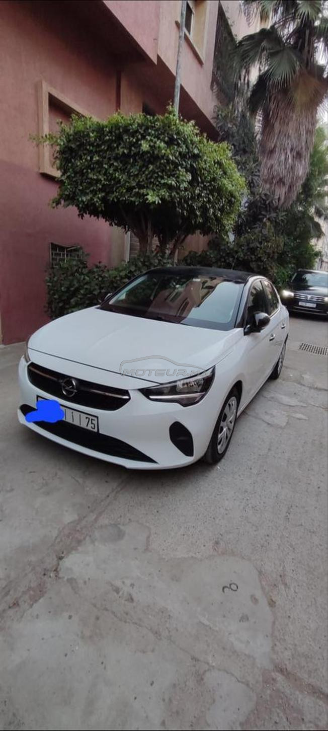 opel corsa très bon état et économique