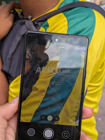 Google Pixel 6 - 2