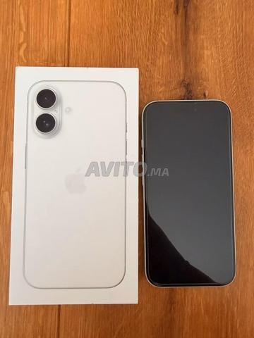 iPhone 16 128 Go (Lire la description) - 2