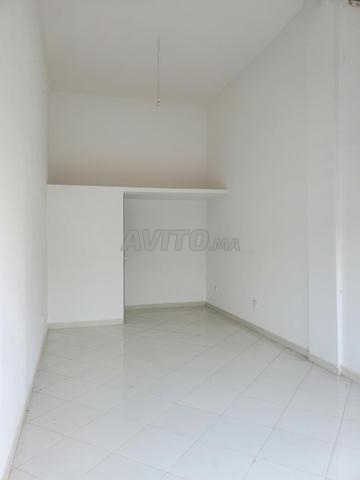 Magasin commercial titré en vente - 2