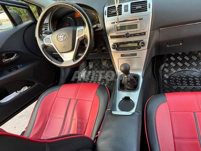 Toyota Avensis - 2