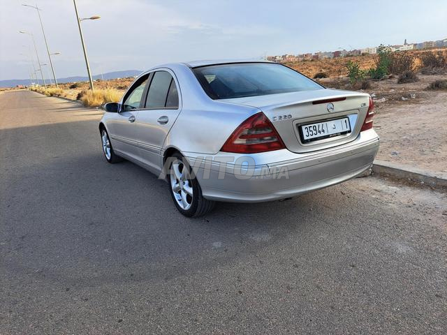 Mercedes C220 CDI modèle 2002, douane 2011 - 2