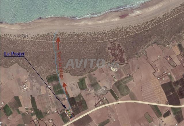 TERRAIN BIEN SITUÉ POUR RÉSIDENCE OU PROJET