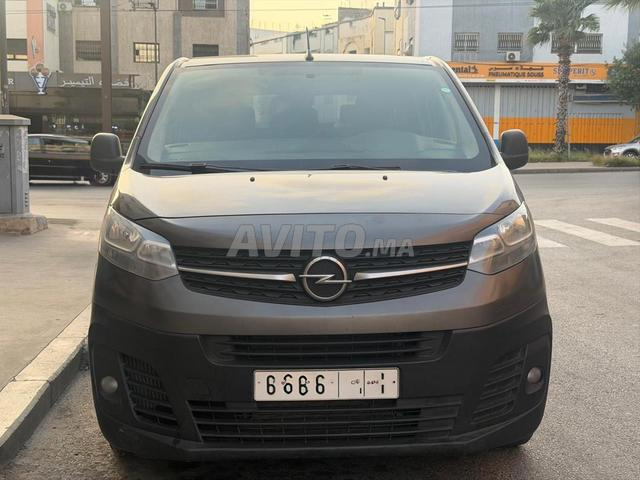 Opel Vivaro Diesel Manuelle 2022 à Casablanca