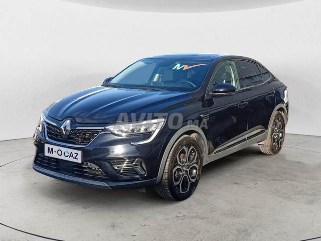 RENAULT. Arkana