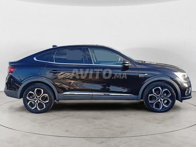 RENAULT. Arkana