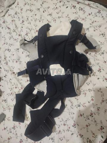 Porte-bébé (Baby Carrier / Porte-bébé) - 2