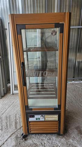 Réfrigérateur de magasin d'occasion à vendre - 2